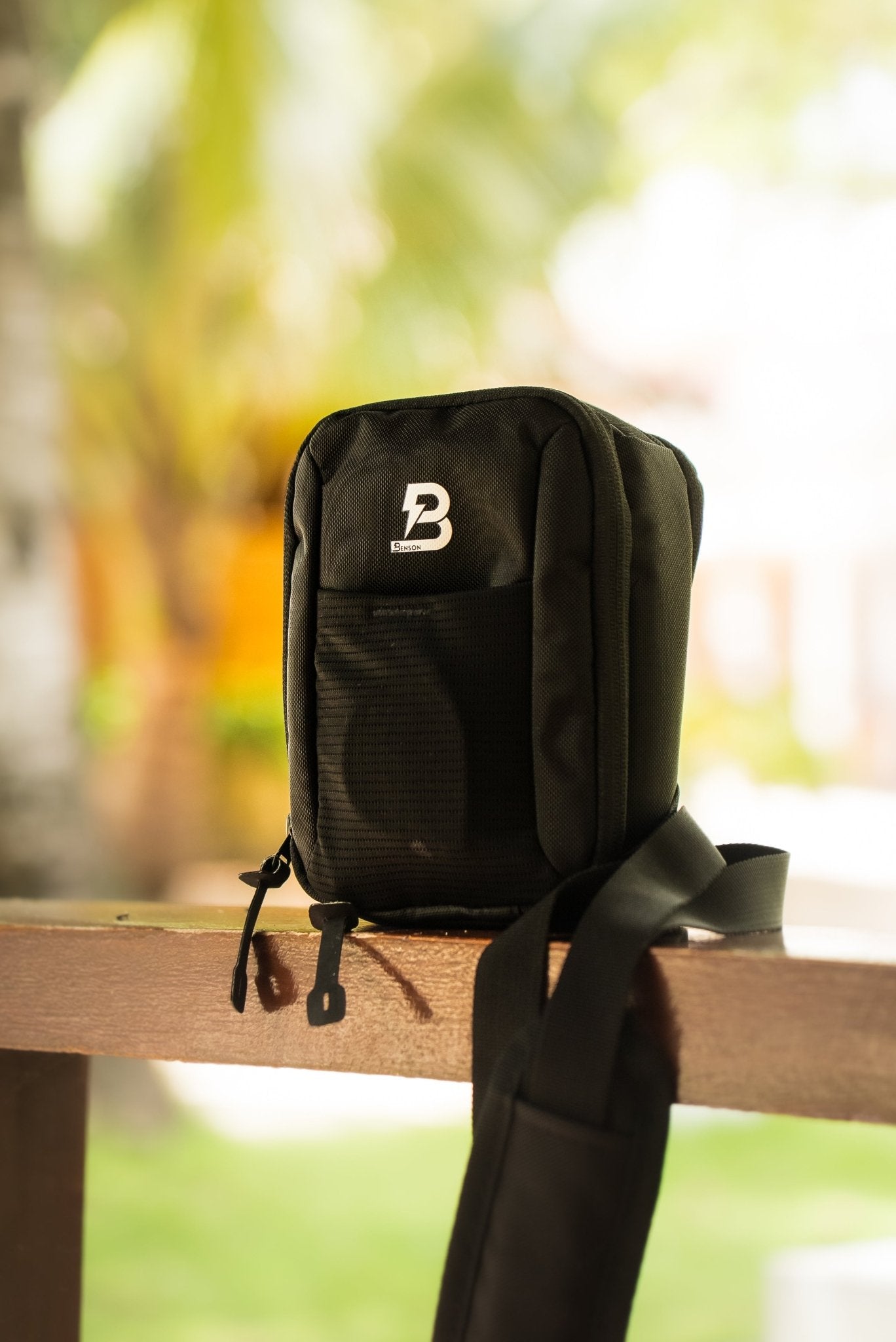 Benson Magnetische Umhängtasche Berlin - Benson Athletics